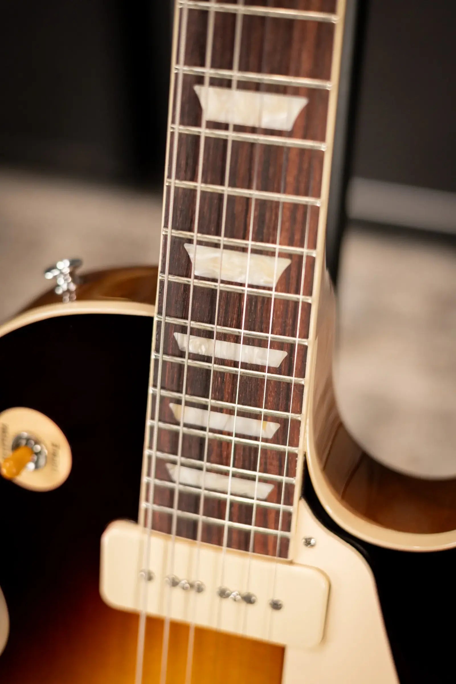 Gibson Les Paul Standard '50s P-90 Electric Guitar - Tobacco Burst with Hardshell Case