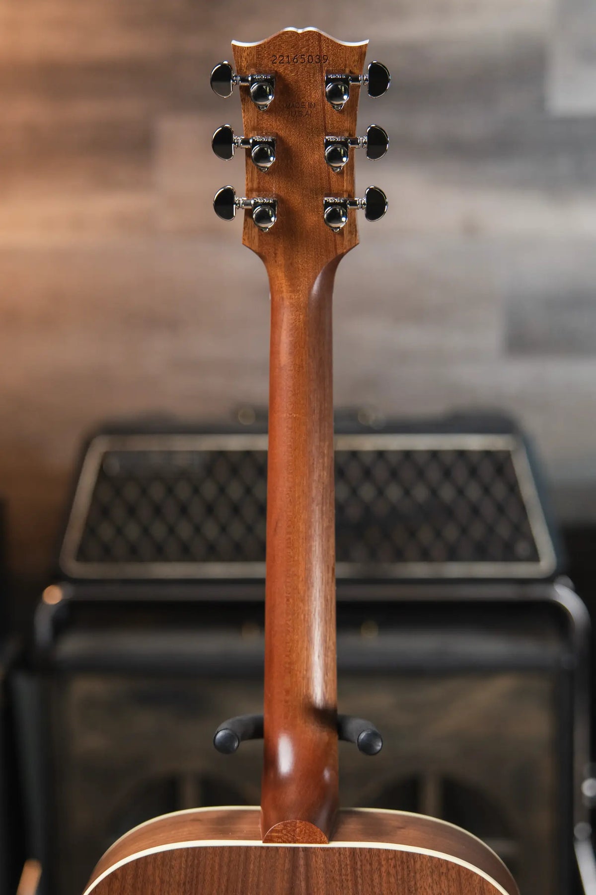 Gibson SJ-200 Studio Walnut Jumbo Acoustic/Electric Guitar - Natural with Hardshell Case - Demo