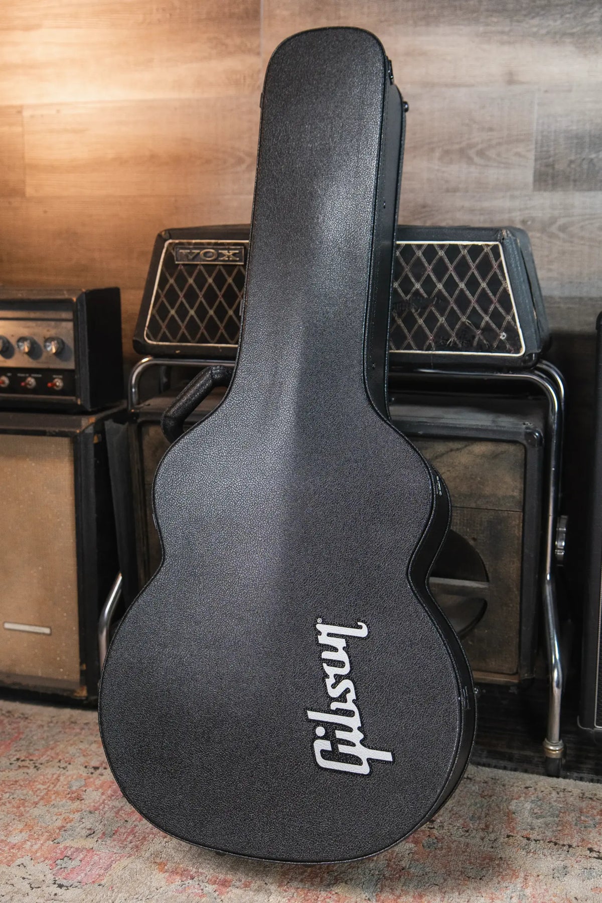Gibson SJ-200 Studio Walnut Jumbo Acoustic/Electric Guitar - Natural with Hardshell Case - Demo