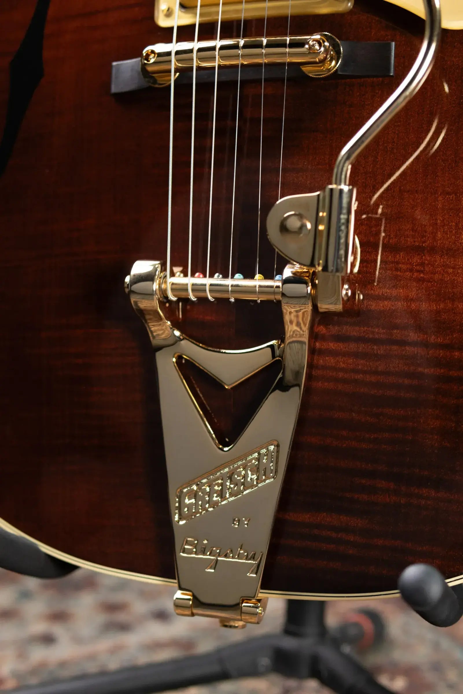 Gretsch G6122T-59 Vintage Select Edition '59 Chet Atkins Country Gentleman Hollow Body with Bigsby Electric Guitar - Walnut Stain Lacquer with Hardshell Case