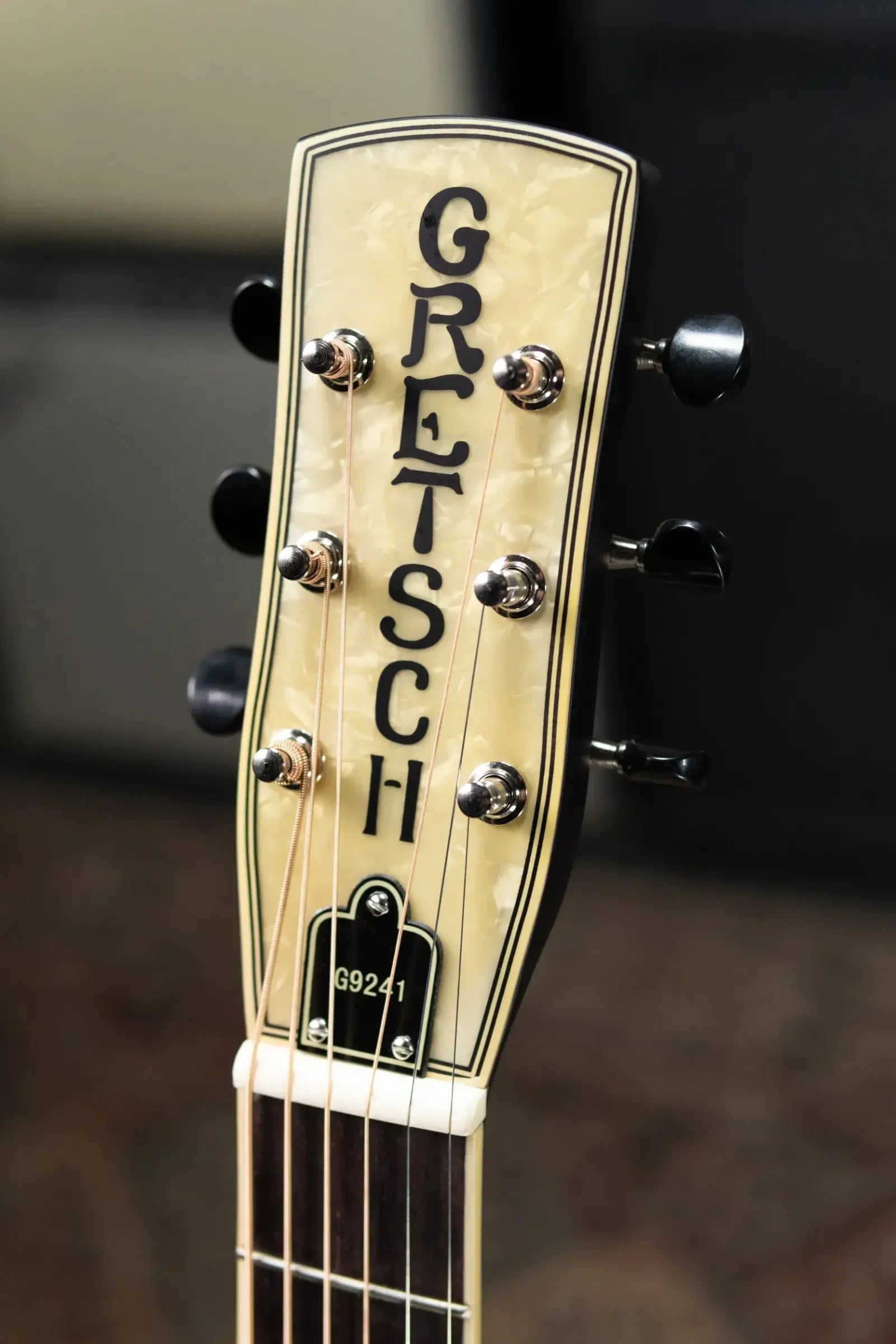 Gretsch G9241 Alligator Biscuit Round-Neck Acoustic/Electric Resonator Guitar - 2-Color Sunburst