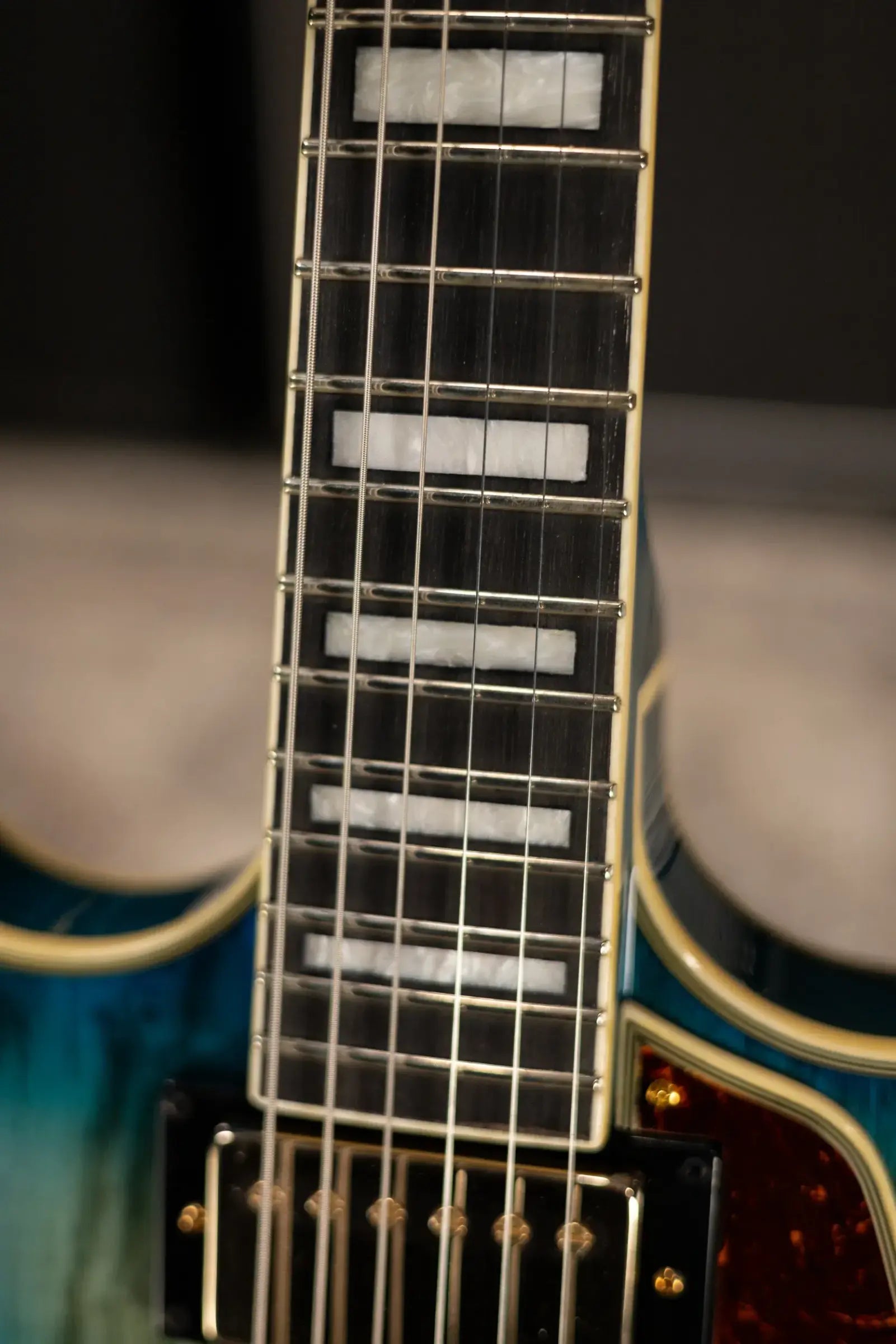 Ibanez AM93QAJBB Artcore Expressionist Semi-Hollow Electric Guitar - Jet Blue Burst