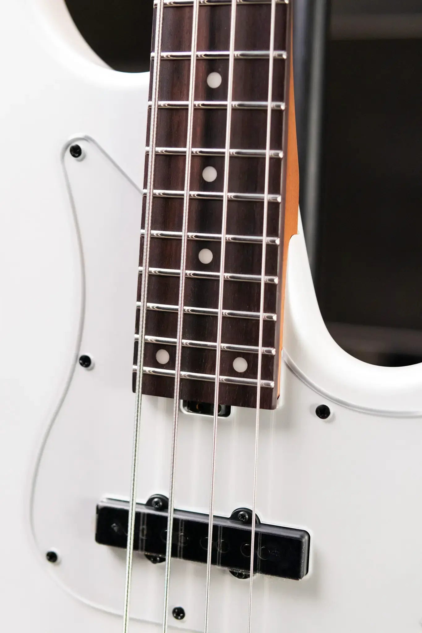 Ibanez MDM1000-PW Mode Electric Bass - Pearl White