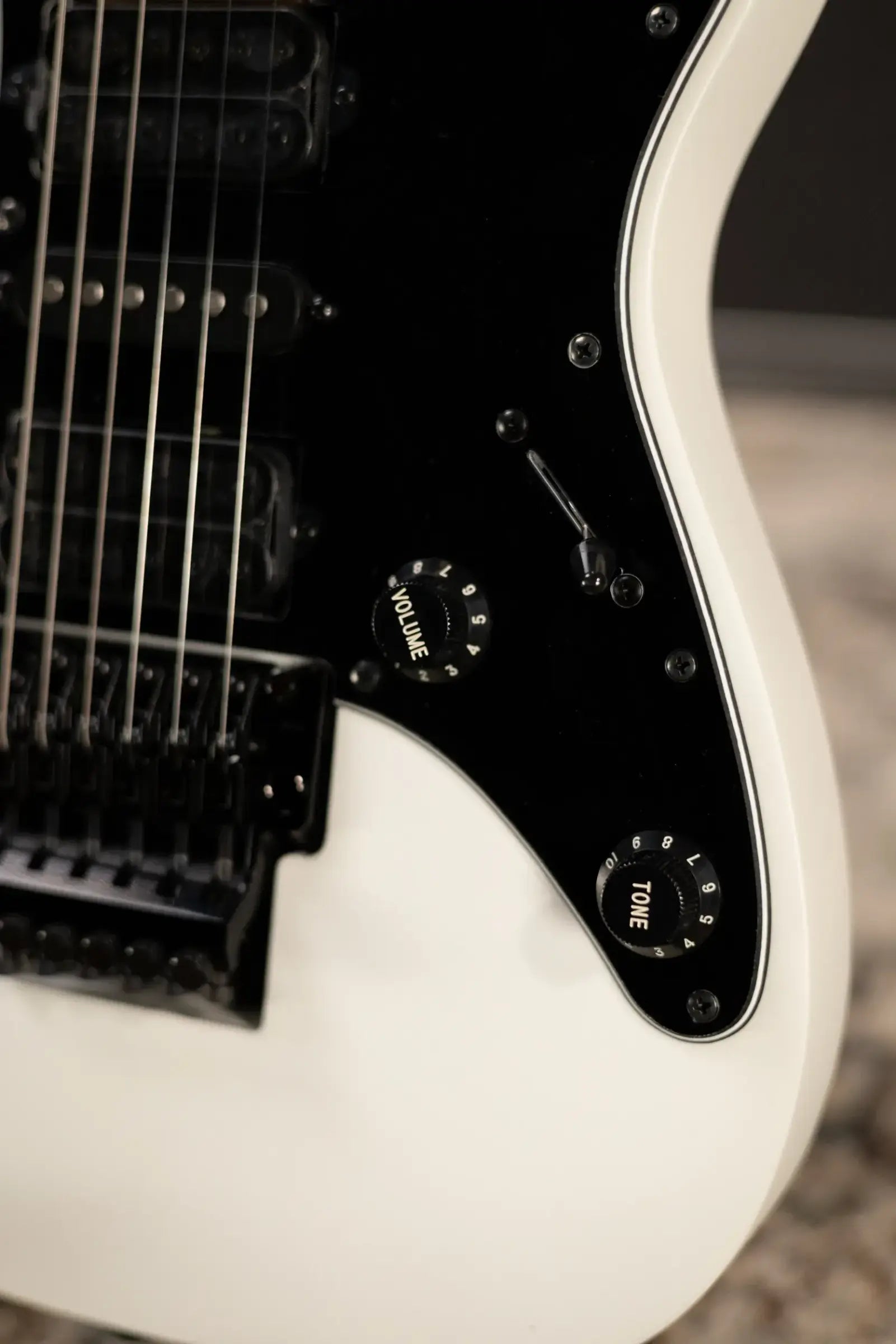 Ibanez RG550 Genesis Collection Electric Guitar - White Flat
