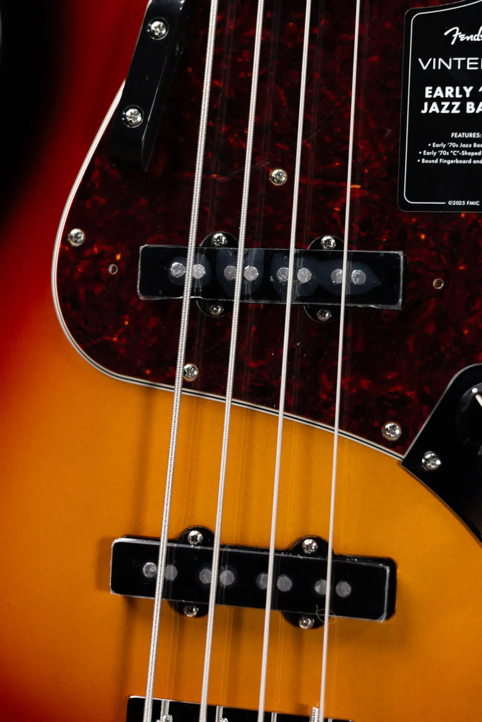 Fender Vintera III Early '70s Jazz Bass - 3-Color Sunburst with Gig Bag