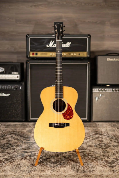 Eastman E1OM-DLX Acoustic/Electric Guitar