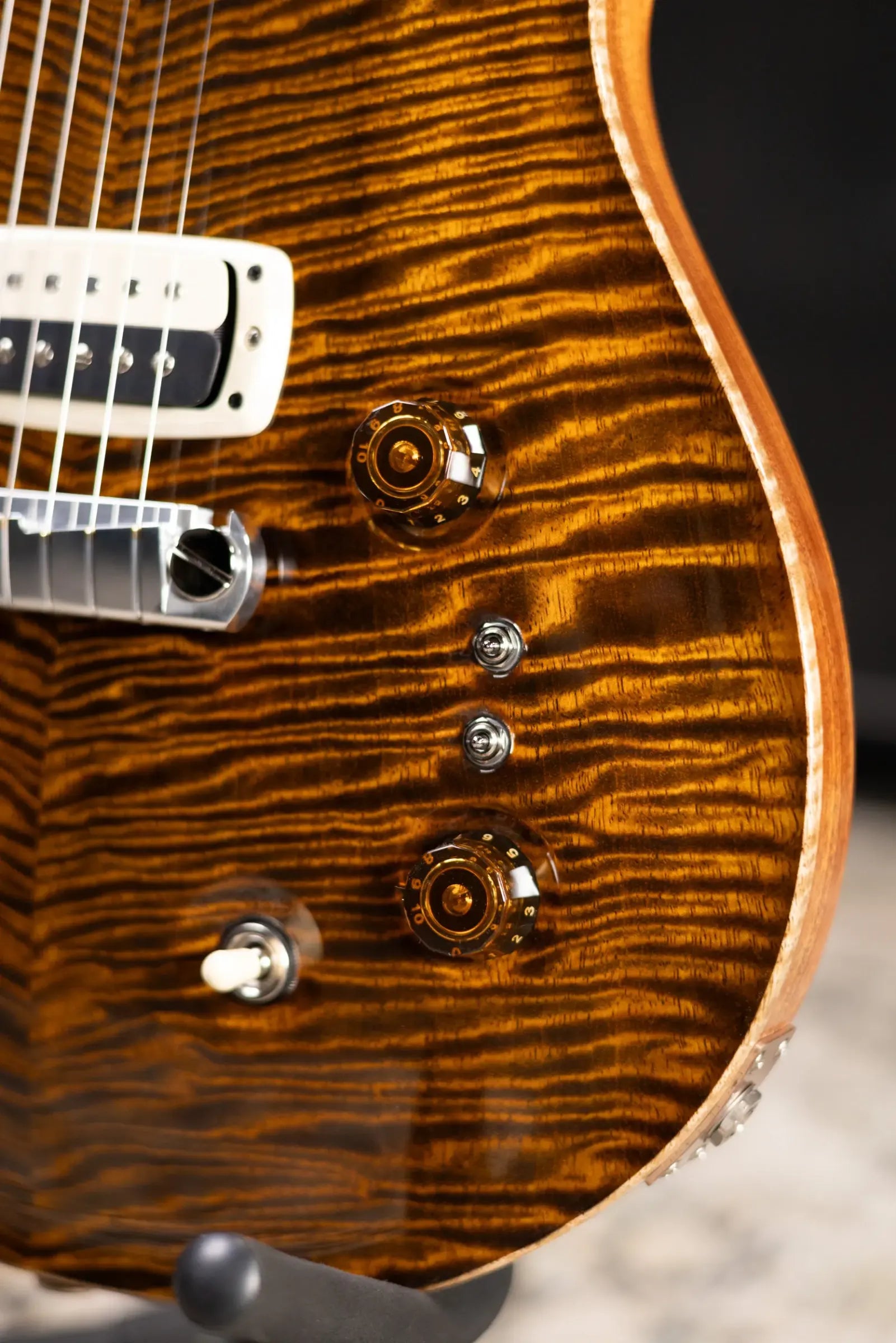 PRS Limited Edition Flame Mango Top Paul's Guitar - Tiger Eye with Hardshell Case