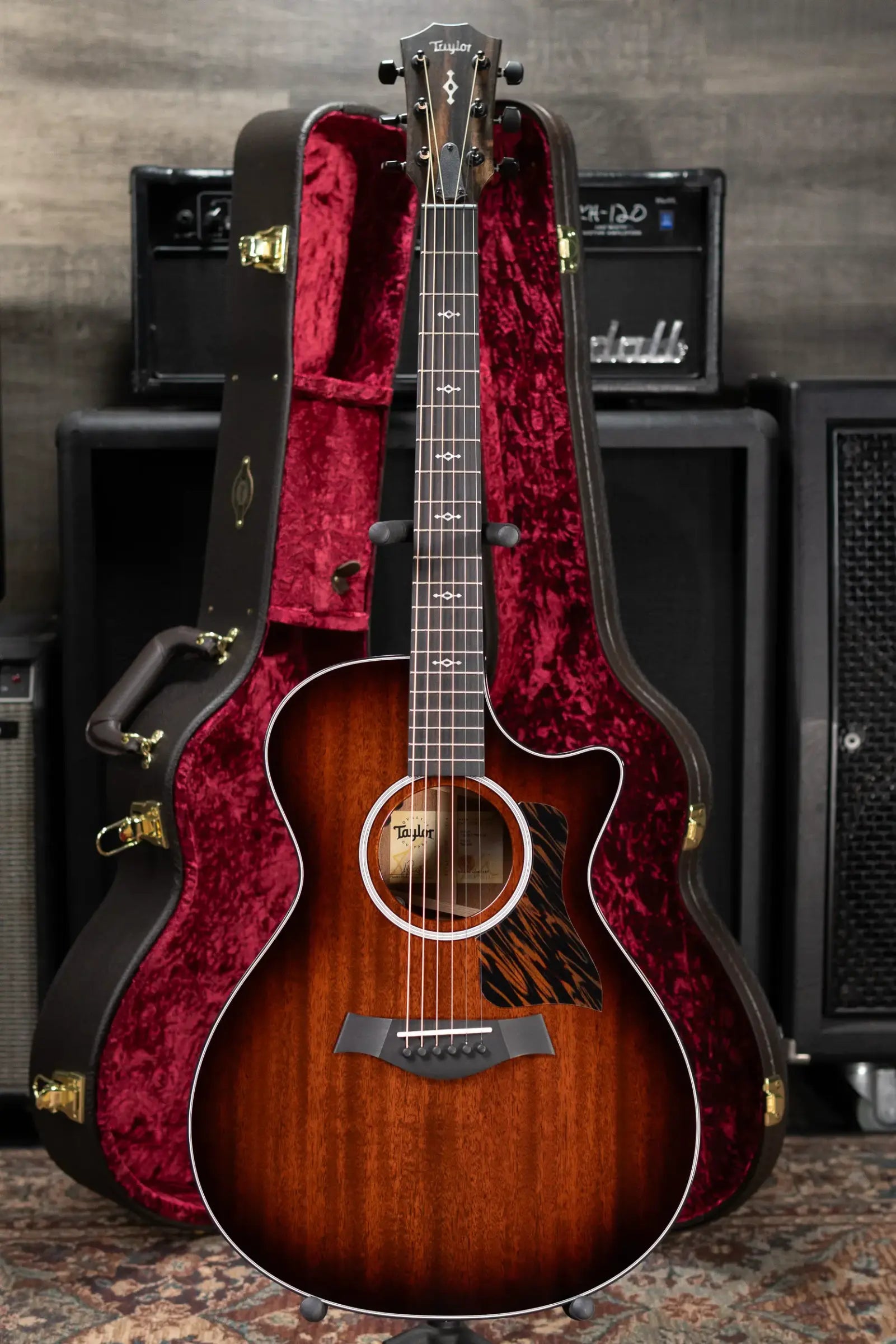 Taylor Next Generation 322ce 14-Fret Grand Concert Acoustic/Electric Guitar - Shaded Edgeburst with Hardshell Case