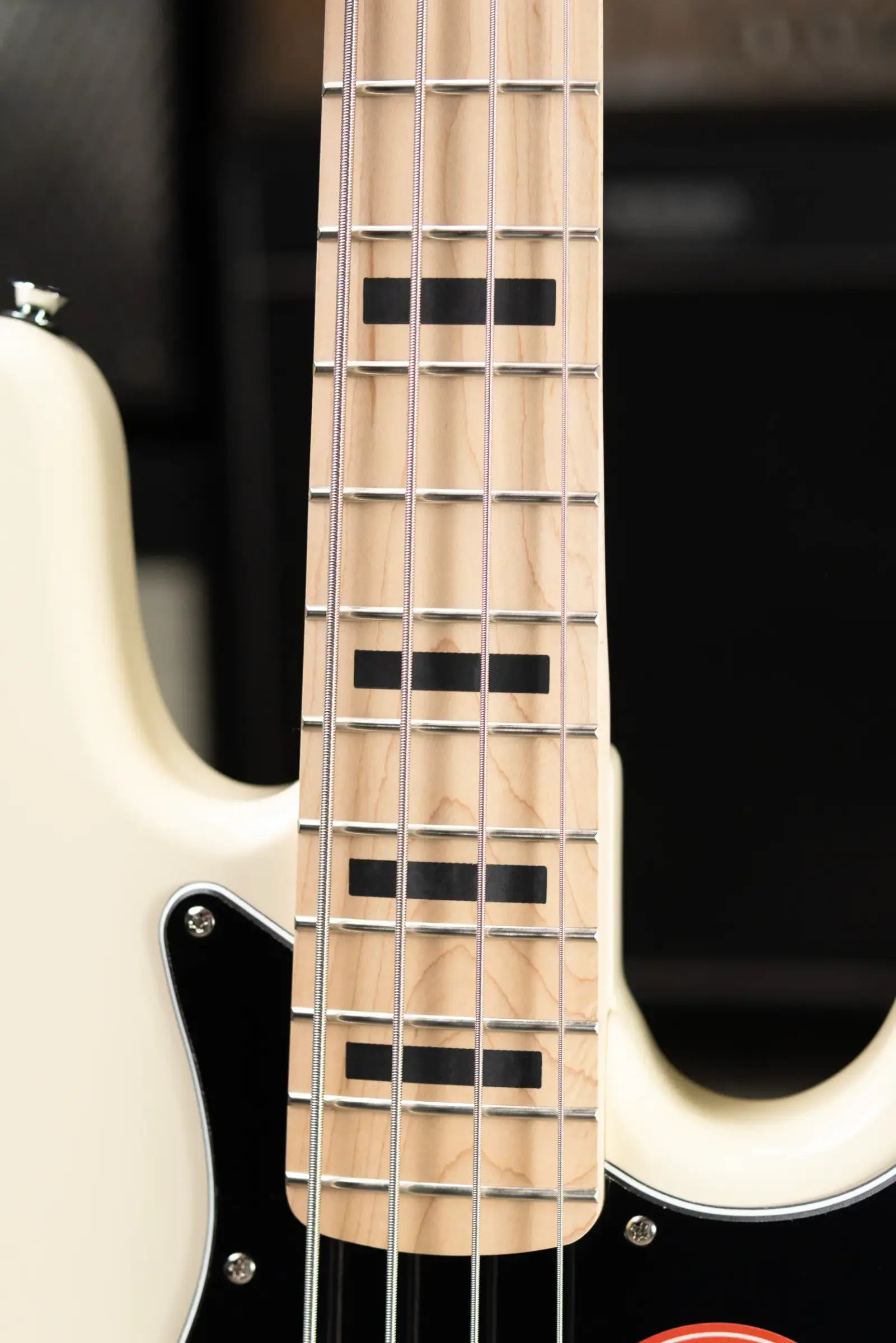 Squier Affinity Series Active Jazz Bass - Olympic White