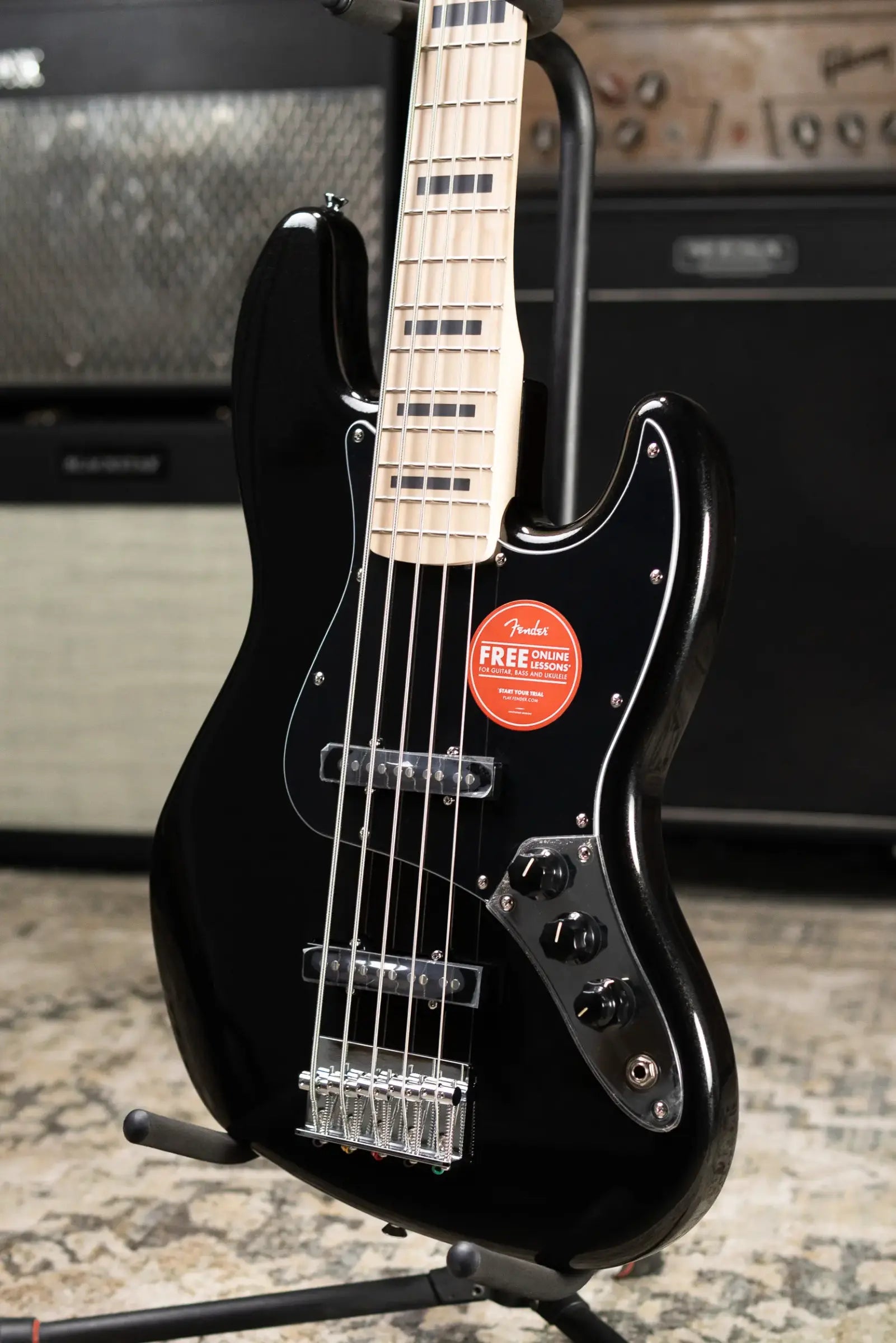 Squier Affinity Series Active Jazz Bass V - Black Metallic
