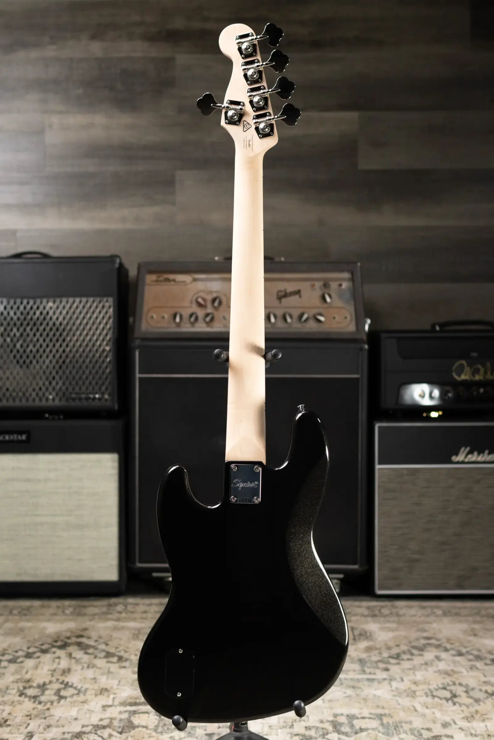 Squier Affinity Series Active Jazz Bass V - Black Metallic