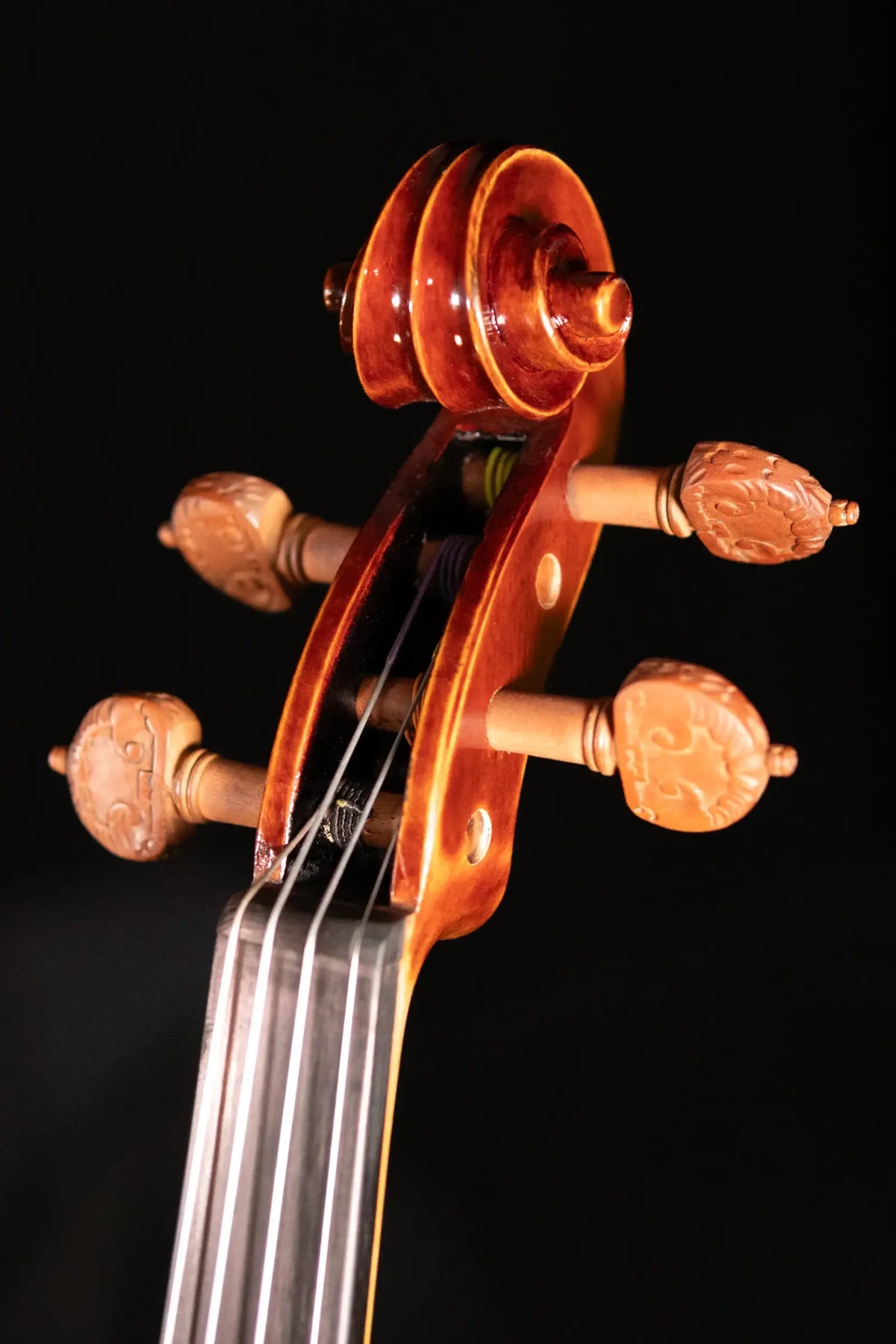 Maple Leaf Strings Craftsman Collection Chaconne Carved Fittings Violin - 4/4 Size