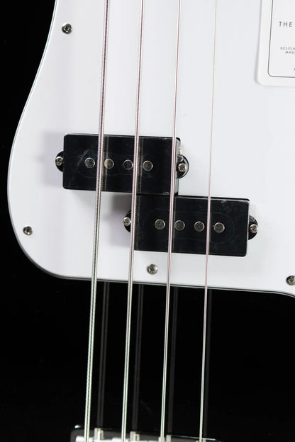 Fender Standard Precision Bass - Black