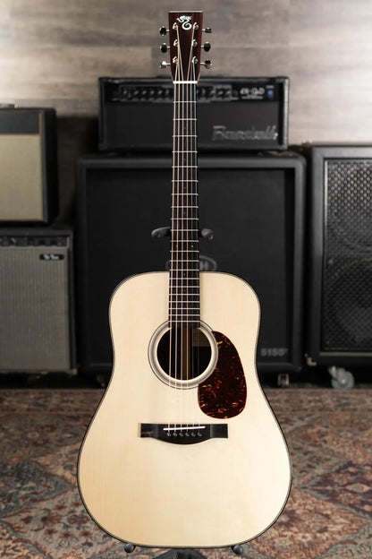 Santa Cruz Guitar Company D/Pre War Acoustic Guitar with Hardshell Case