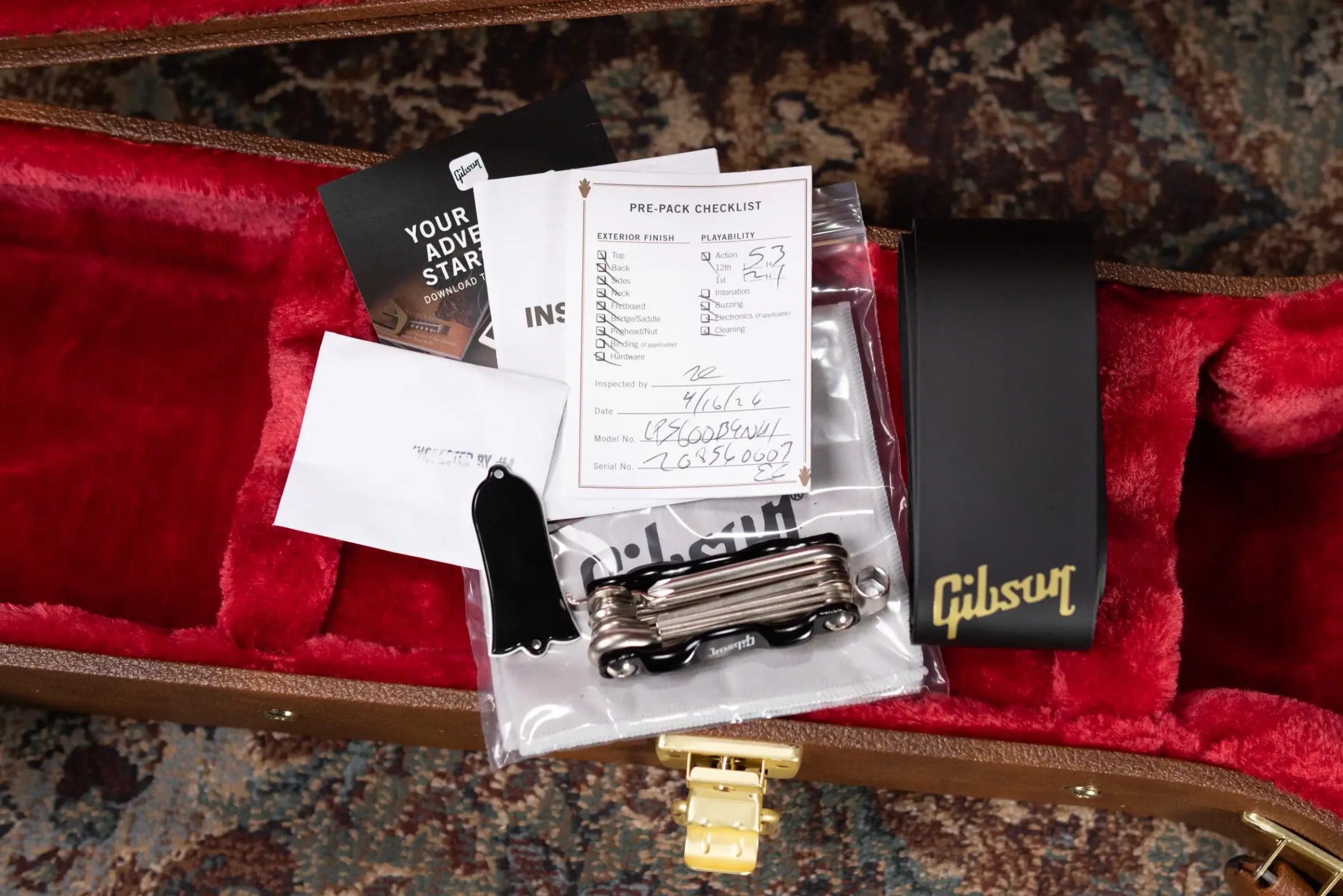 Gibson Les Paul Standard 60s Figured Top Electric Guitar - Blueberry Burst with Hardshell Case
