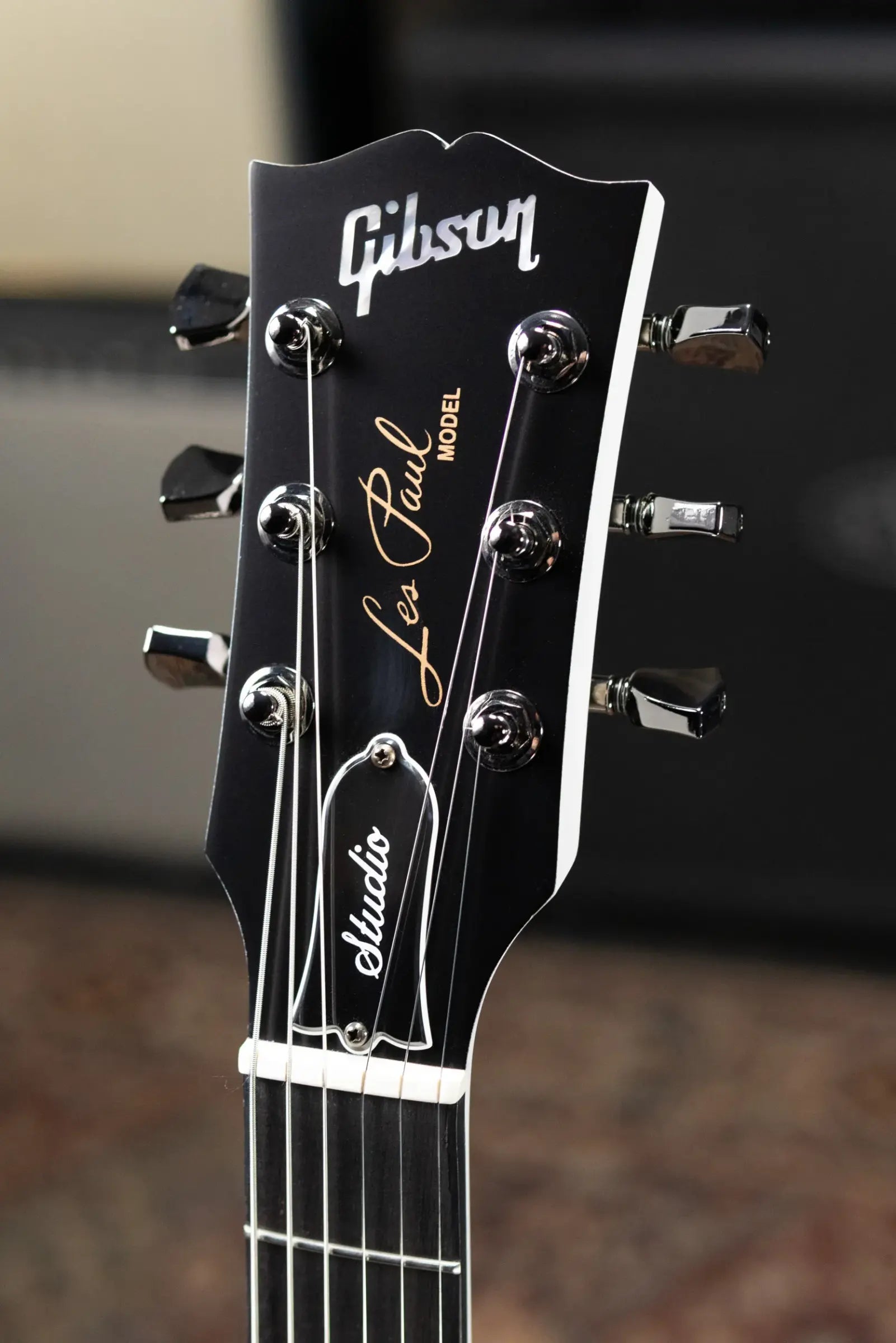 Gibson Les Paul Studio Modern Electric Guitar - Worn White with Gig Bag