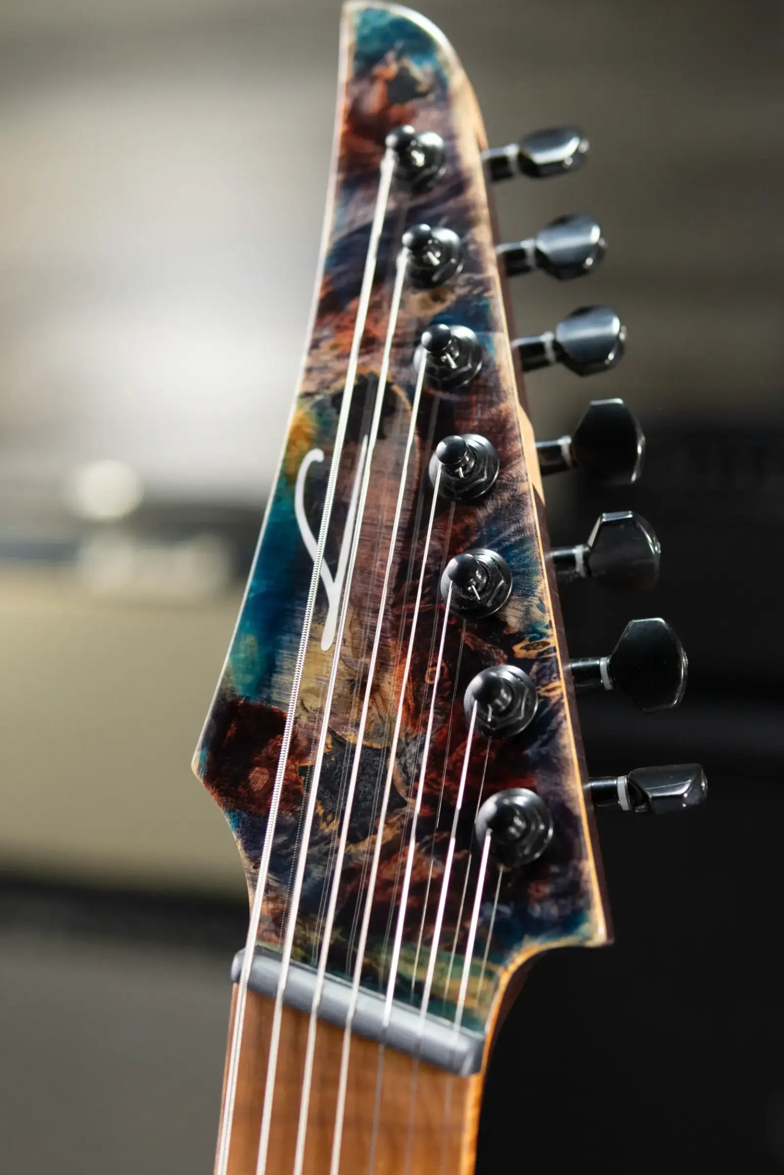 Legator X7F Ninja Bolt-On 7-String Multi-Scale Electric Guitar - Coral with Gig Bag