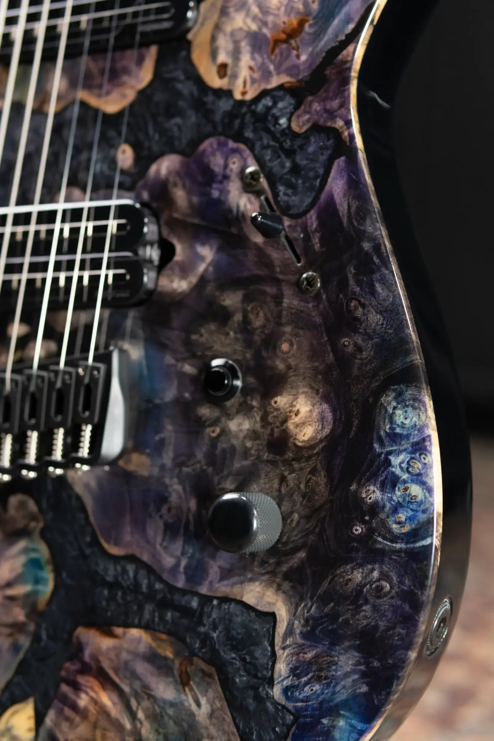 Legator X7F Ninja Bolt-On 7-String Multi-Scale Electric Guitar - Coral with Gig Bag