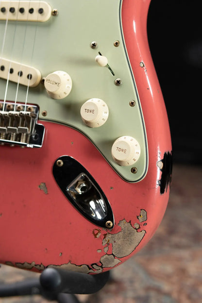 Fender Custom Shop '60 Stratocaster Heavy Relic Electric Guitar - Super Faded Fiesta Red over 3-Tone Burst with Hardshell Case