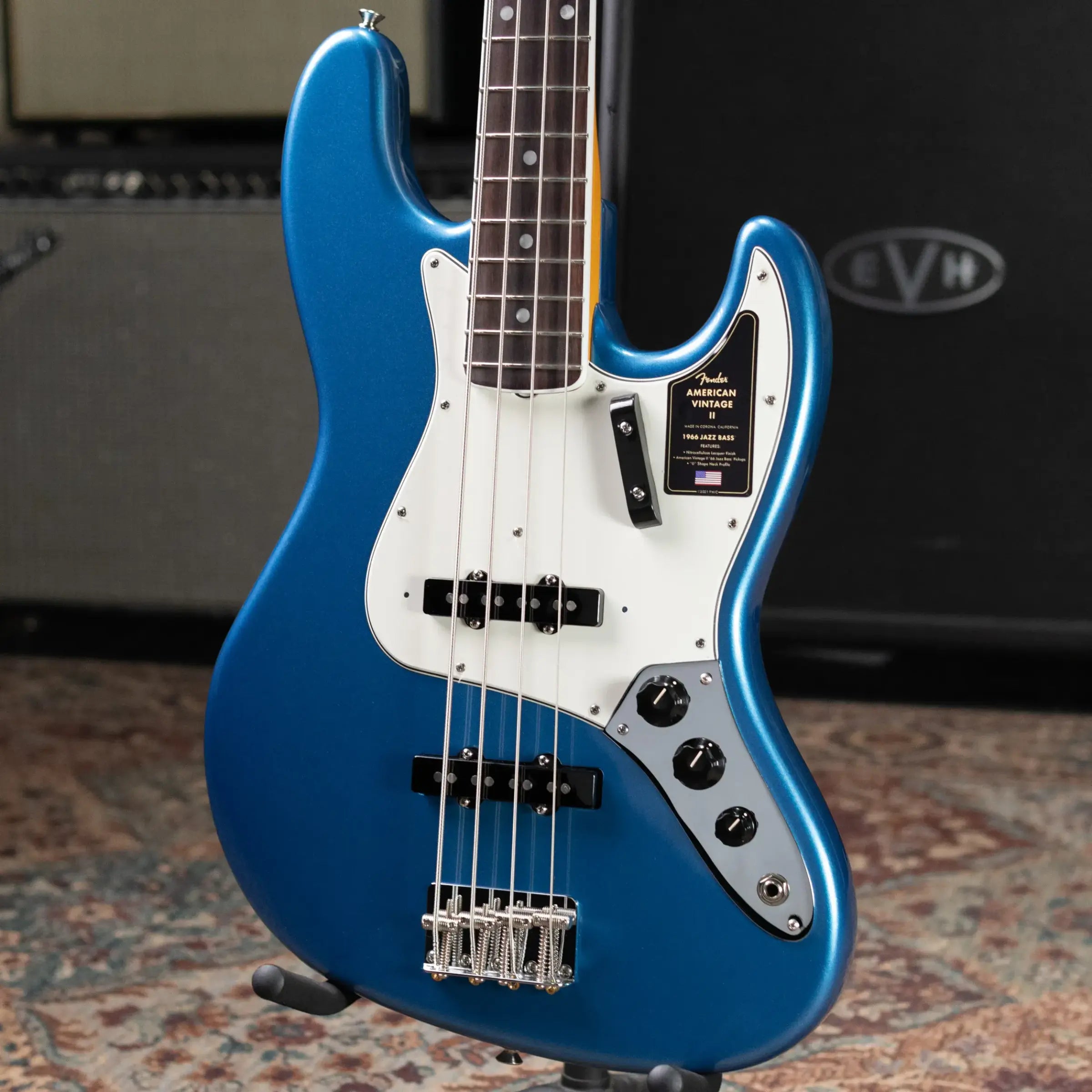 Fender American Vintage II 1966 Jazz Bass - Lake Placid Blue with Hardshell Case