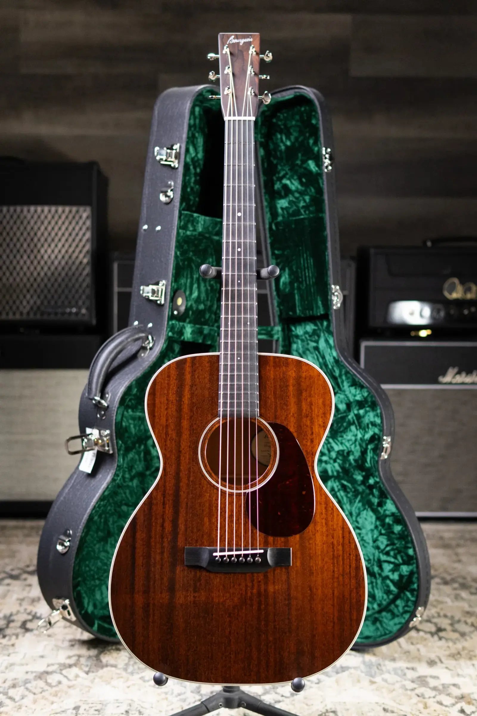 Bourgeois 00-14 Hog Top Downeast Series Acoustic Guitar - All Mahogany with Hardshell Case