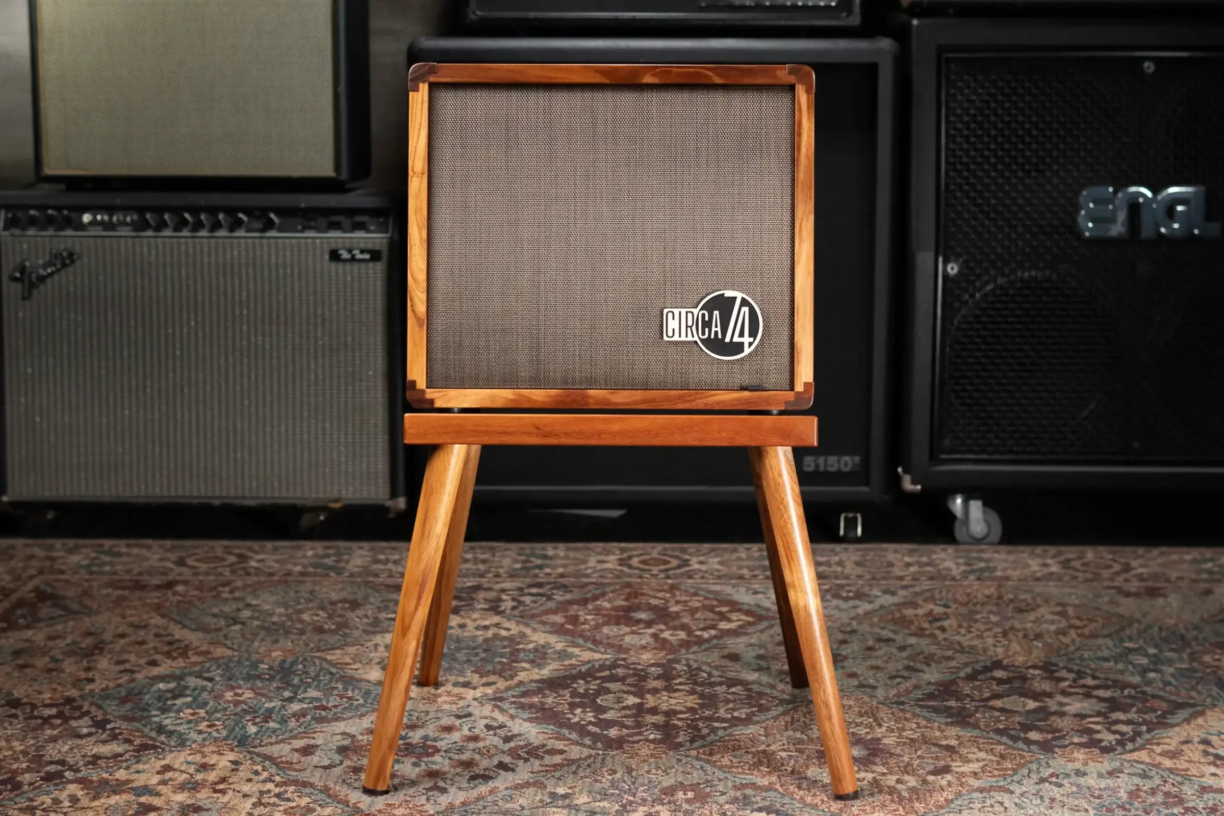 Taylor Circa 74 AV150-10 Amp With Stand - Select Koa