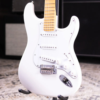 Fender Dealer Exclusive Player II Stratocaster Electric Guitar - Polar White with Matching Headstock