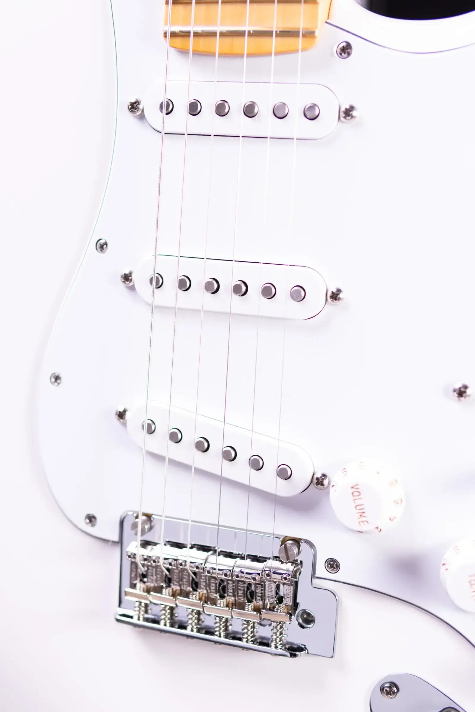 Fender Dealer Exclusive Player II Stratocaster Electric Guitar - Polar White with Matching Headstock