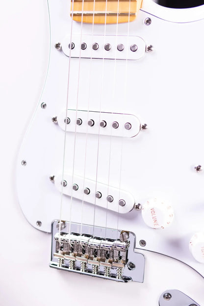 Fender Dealer Exclusive Player II Stratocaster Electric Guitar - Polar White with Matching Headstock