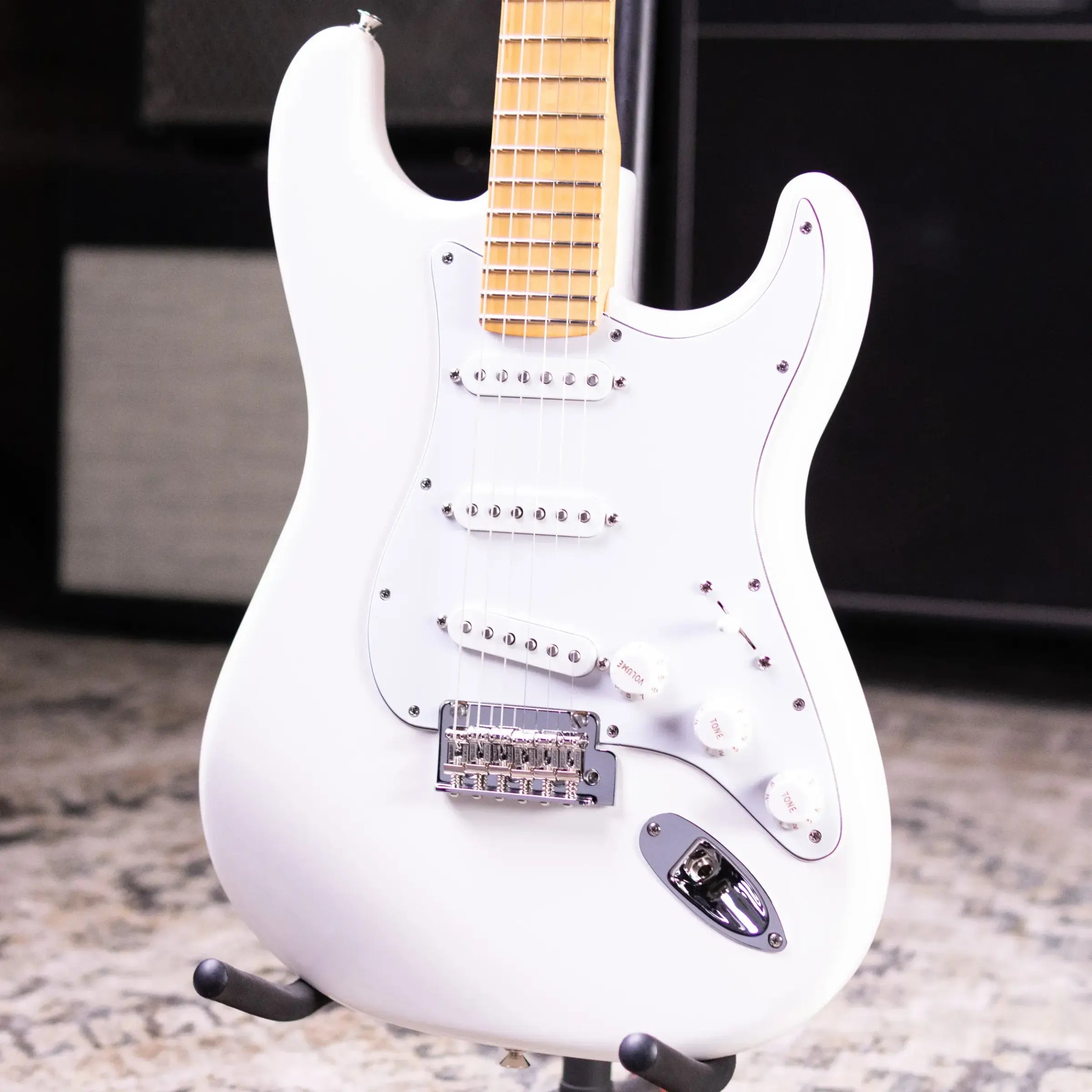 Fender Dealer Exclusive Player II Stratocaster Electric Guitar - Polar White with Matching Headstock