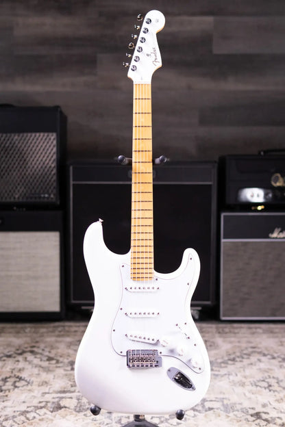 Fender Dealer Exclusive Player II Stratocaster Electric Guitar - Polar White with Matching Headstock