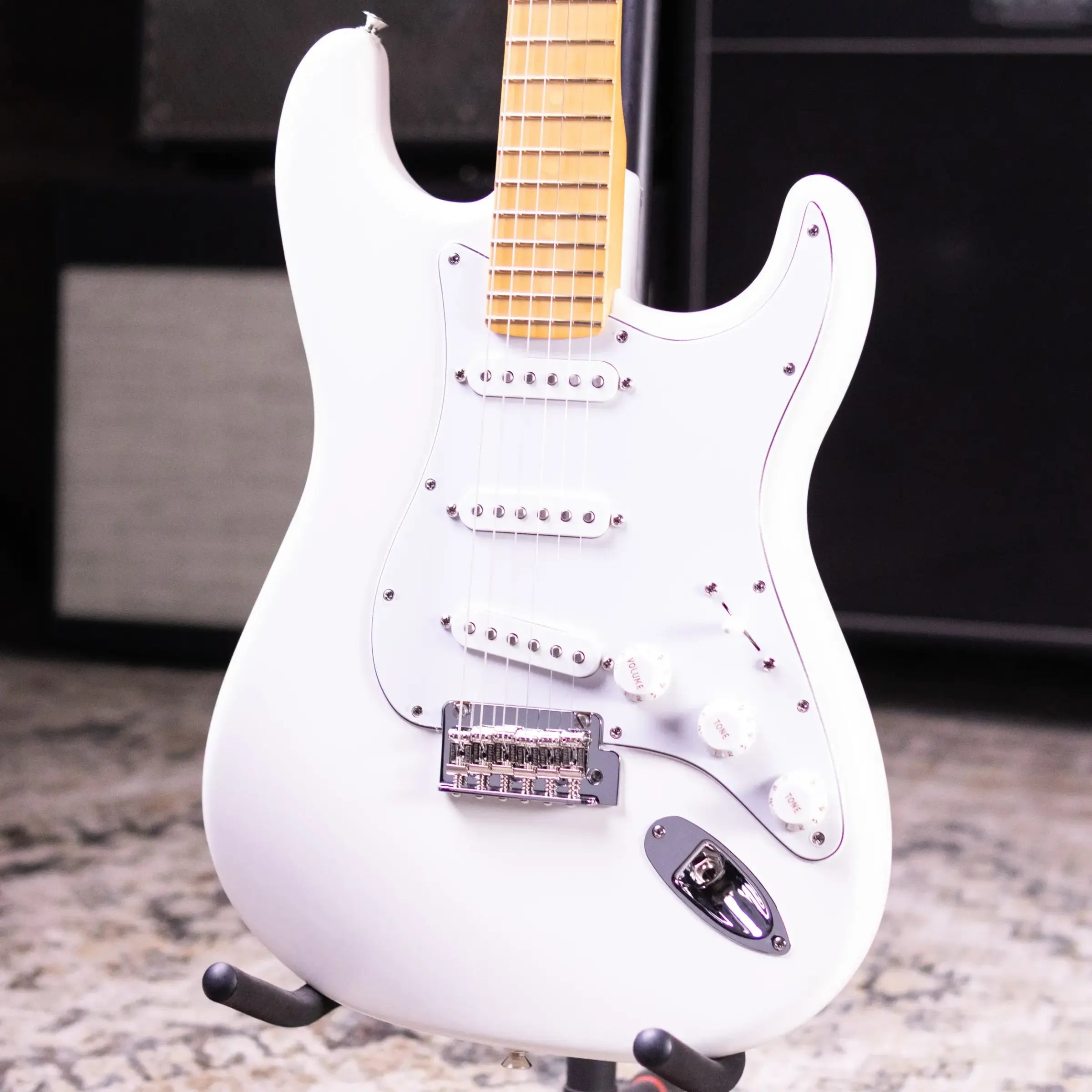 Fender Dealer Exclusive Player II Stratocaster Electric Guitar - Polar White with Matching Headstock