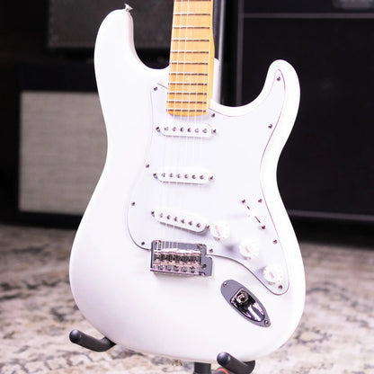 Fender Dealer Exclusive Player II Stratocaster Electric Guitar - Polar White with Matching Headstock