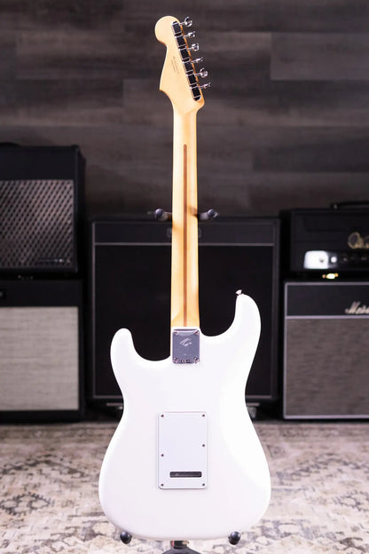 Fender Dealer Exclusive Player II Stratocaster Electric Guitar - Polar White with Matching Headstock