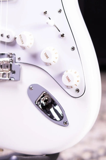 Fender Dealer Exclusive Player II Stratocaster Electric Guitar - Polar White with Matching Headstock