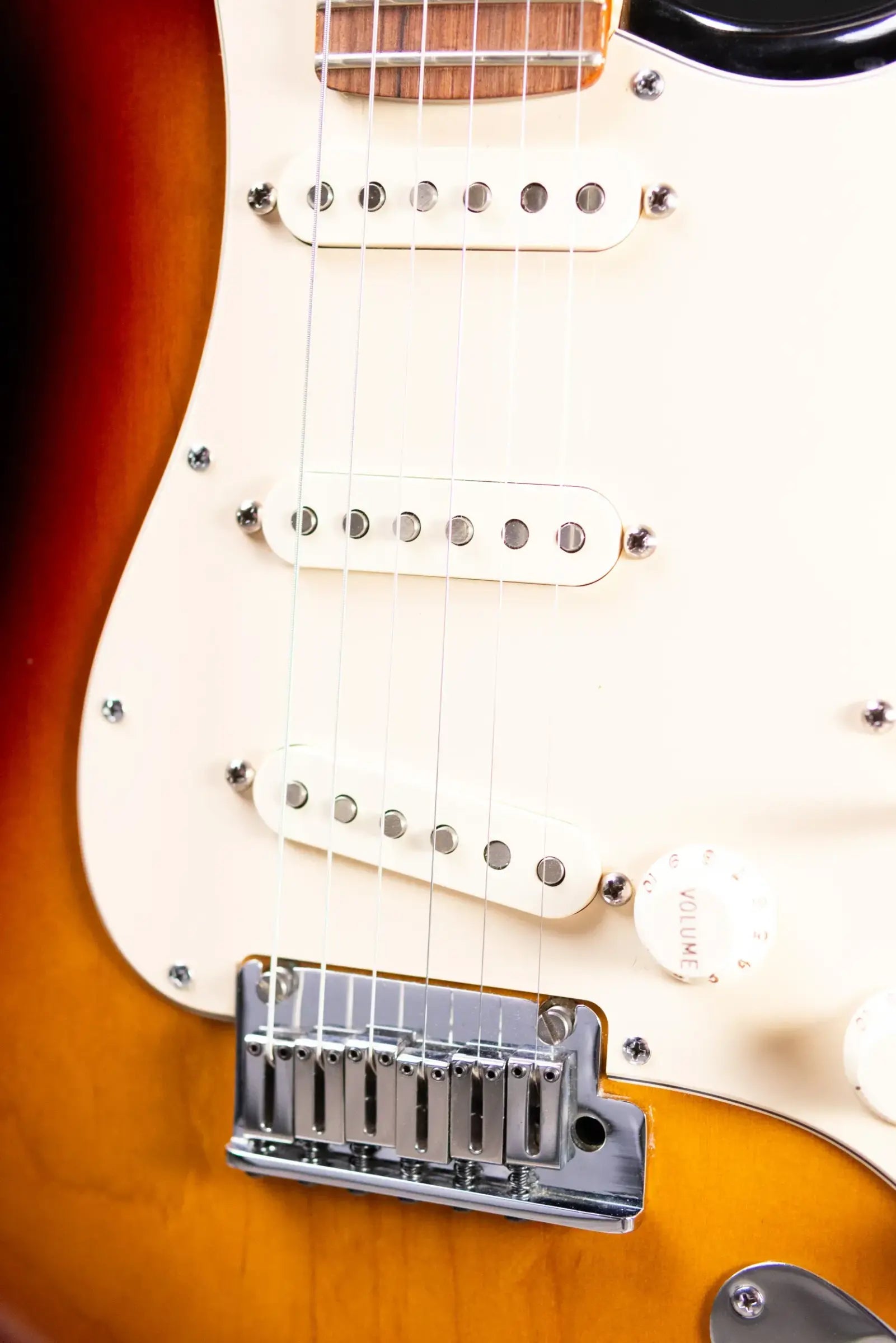Fender Custom Shop Custom Classic Stratocaster Electric Guitar - 3-Tone Burst with Hardshell Case - Used