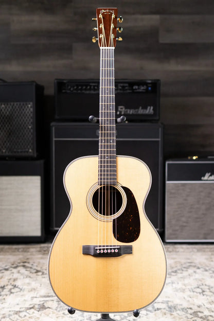 Martin 00-28 Modern Deluxe Acoustic Guitar with Hardshell Case
