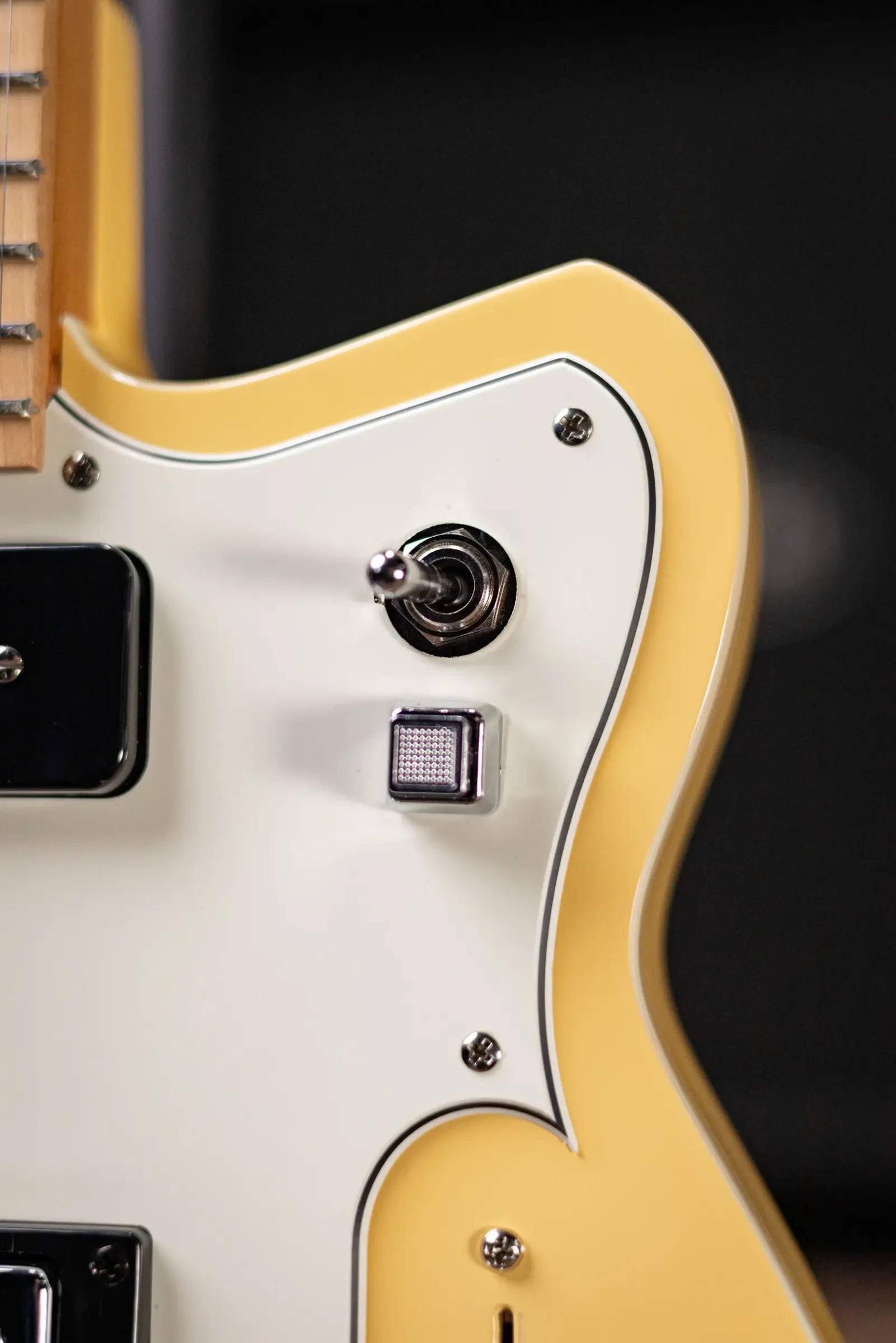 Reverend Chris Freeman Signature Electric Guitar - Powder Yellow