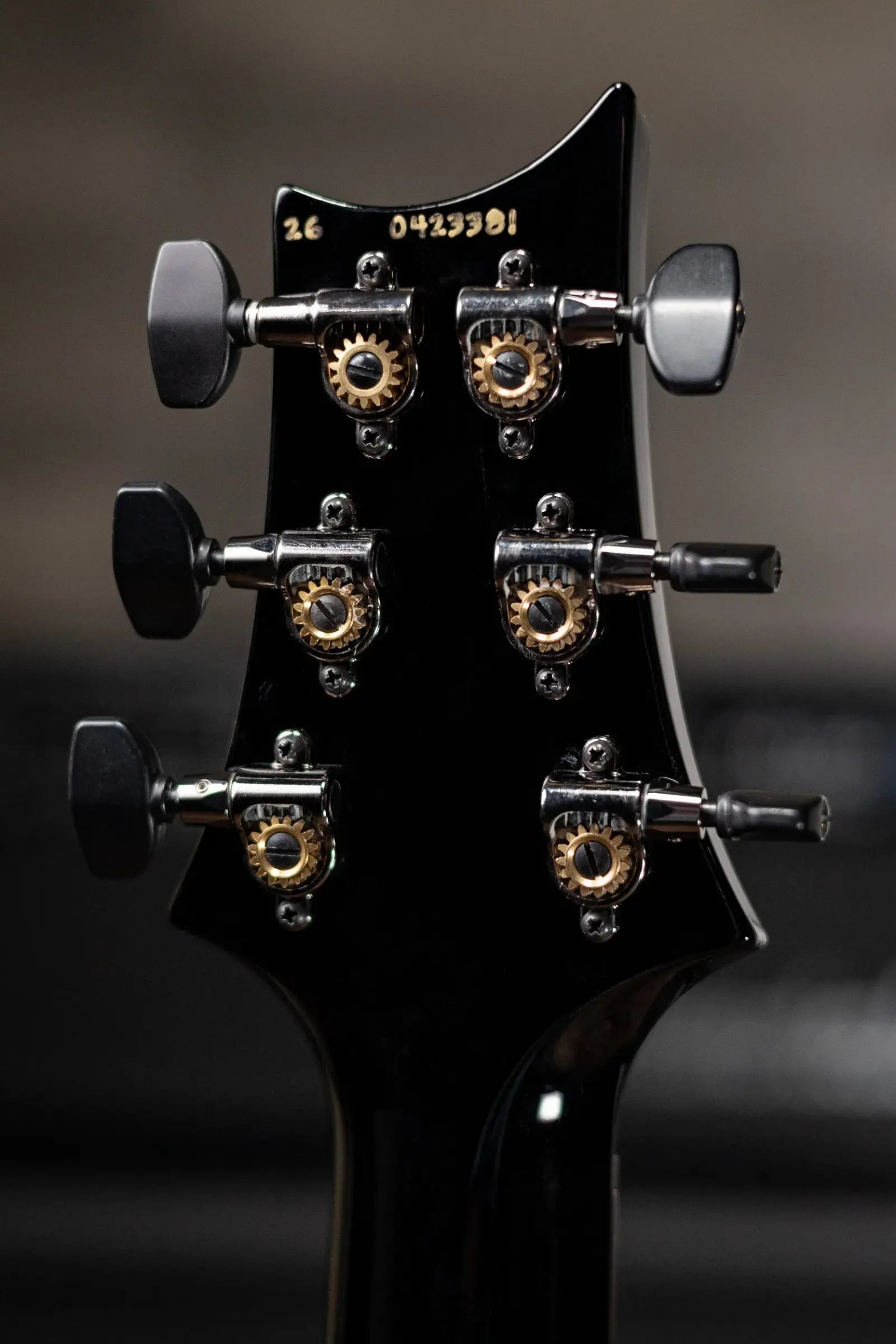 PRS Studio 22 Limited Edition Mango Top Electric Guitar - Cobalt Smokeburst with Hardshell Case