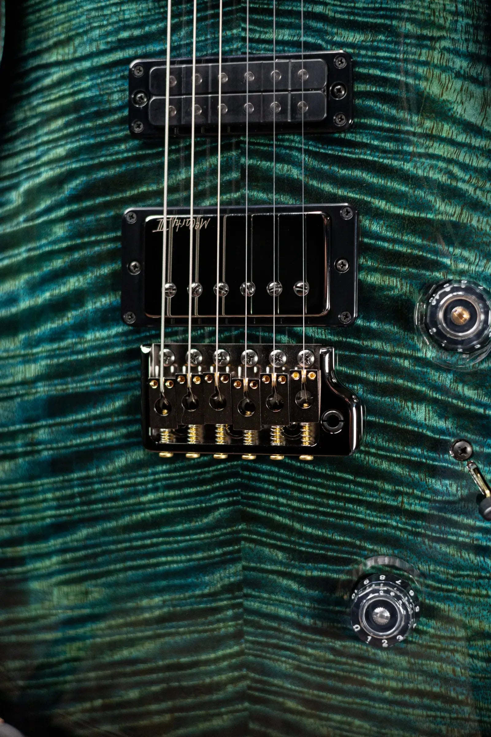 PRS Studio 22 Limited Edition Mango Top Electric Guitar - Cobalt Smokeburst with Hardshell Case