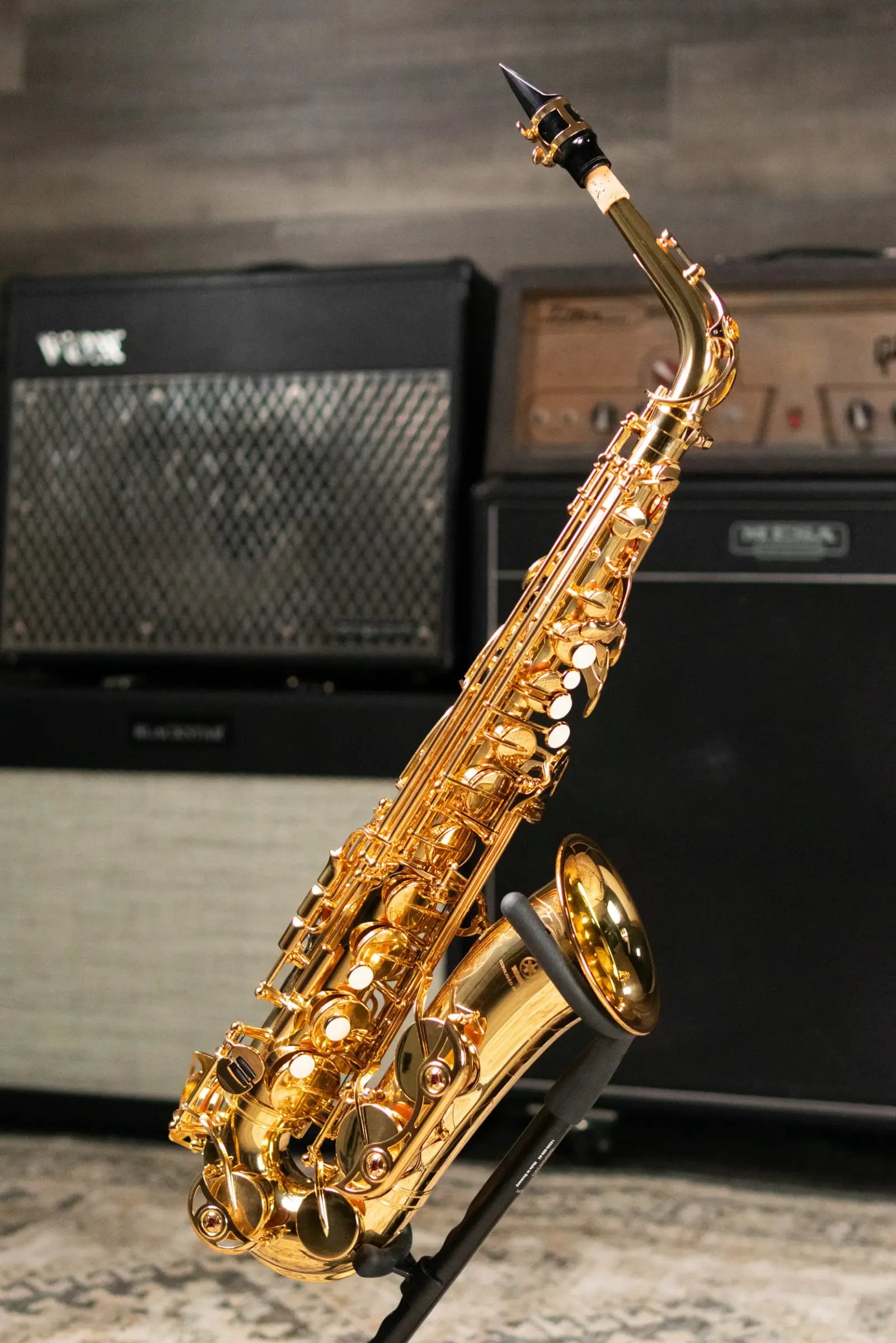 Yamaha YAS-62II Professional Alto Saxophone Gold Lacquer with Case - Used