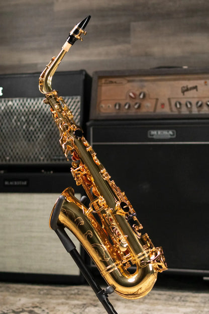 Yamaha YAS-62II Professional Alto Saxophone Gold Lacquer with Case - Used