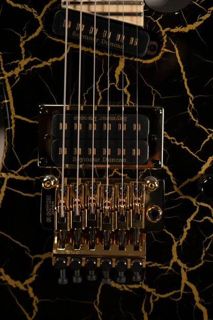 Jackson Pro Plus Series Signature Brandon Ellis Kelly KE27 Electric Guitar - Gold Crackle with Gig Bag