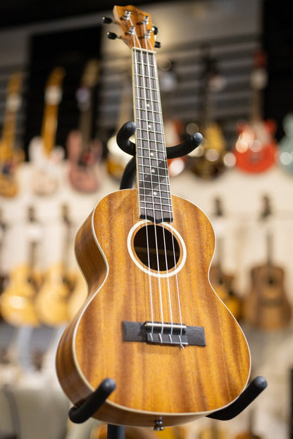 Lanika LU Series Okoume Ukulele tenor haggertys 02