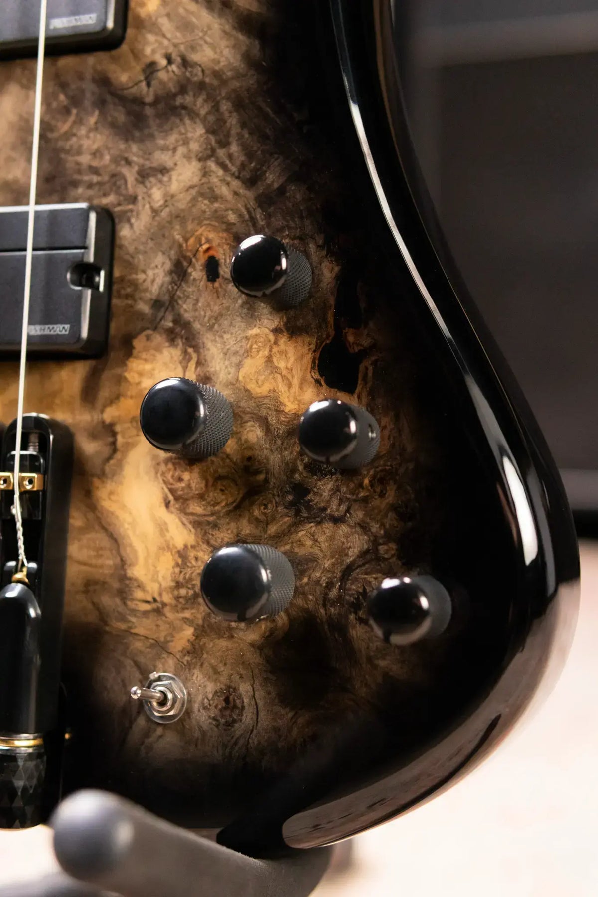 Legator T4-JB Electric Bass - Jupiter Burst with Gig Bag