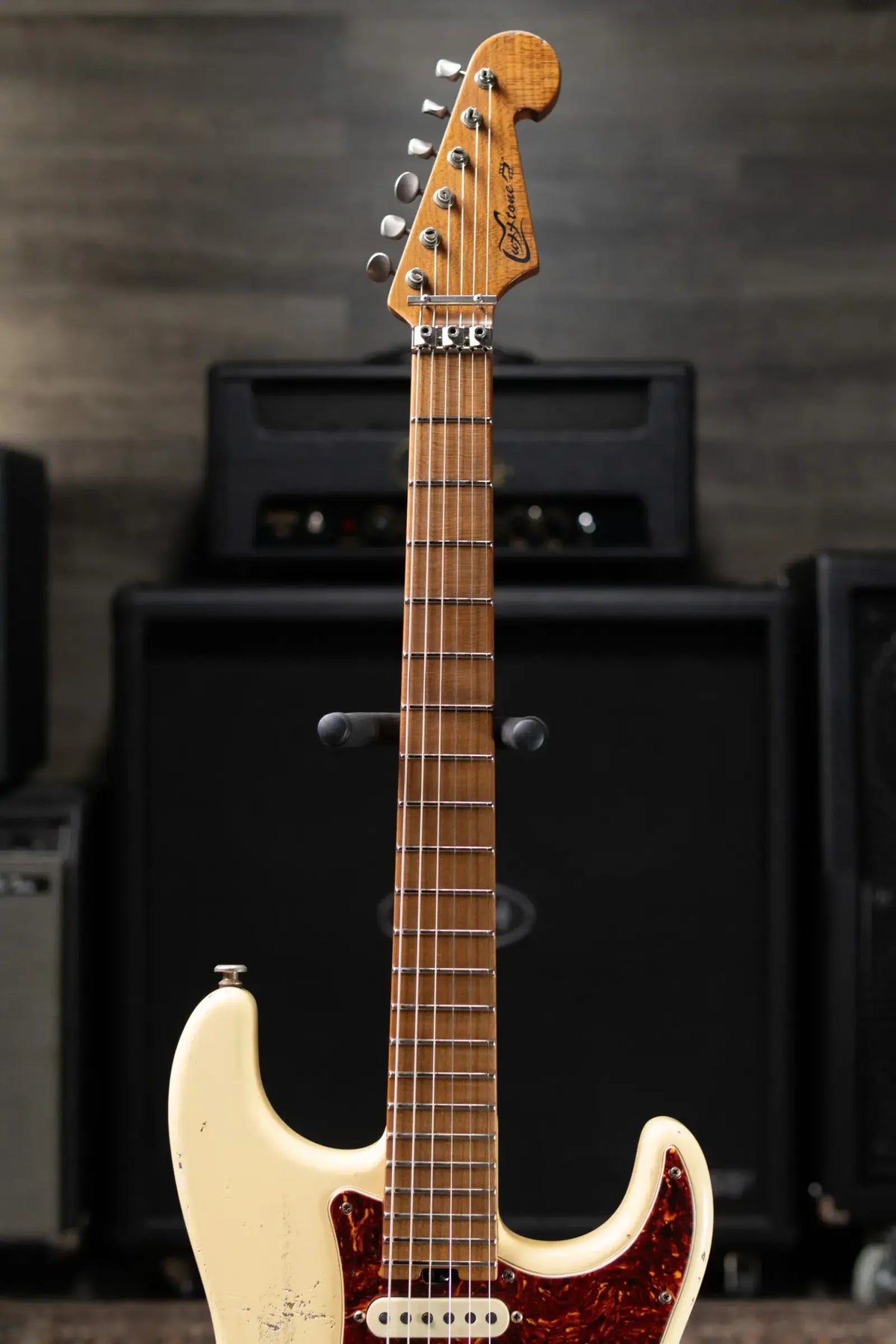 Luxxtone Choppa S HSS Electric Guitar - Cream with Hardshell Case