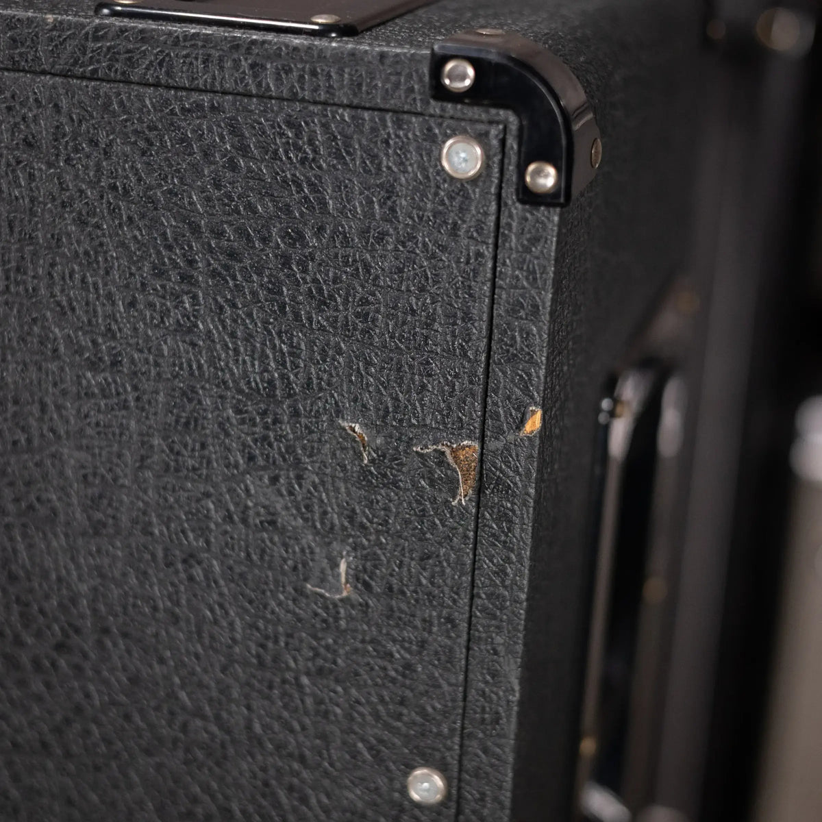 Marshall JCM 900 Lead Series Model 1960A 4x12" Angled Guitar Speaker Cabinet - Used