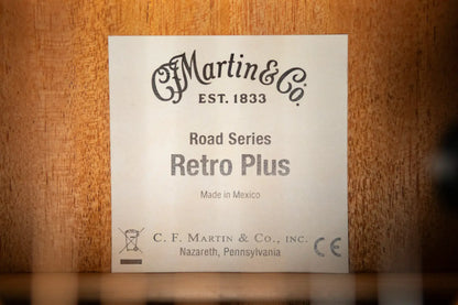 Martin 000E Retro Plus Acoustic/Electric Guitar with Gig Bag