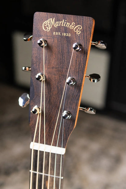 Martin 000-13E Retro Acoustic/Electric Guitar - Spruce/Walnut with Gig Bag