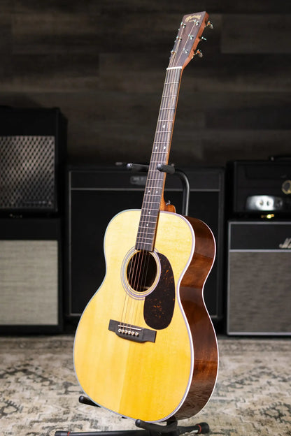 Martin 000-13E Retro Acoustic/Electric Guitar - Spruce/Walnut with Gig Bag